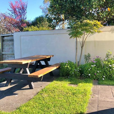 Hillcrest One Appartement Whakatane Buitenkant foto