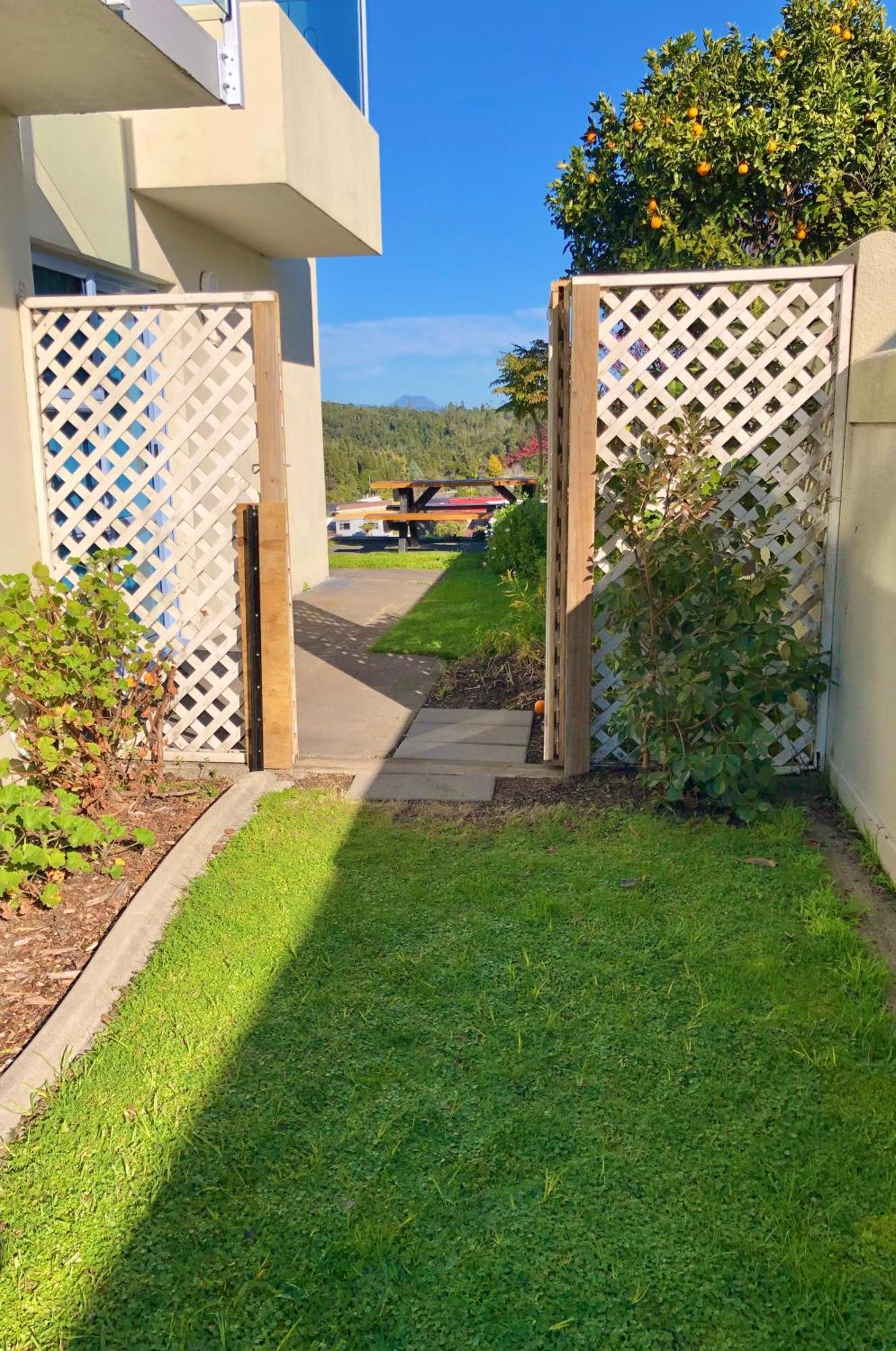 Hillcrest One Appartement Whakatane Buitenkant foto