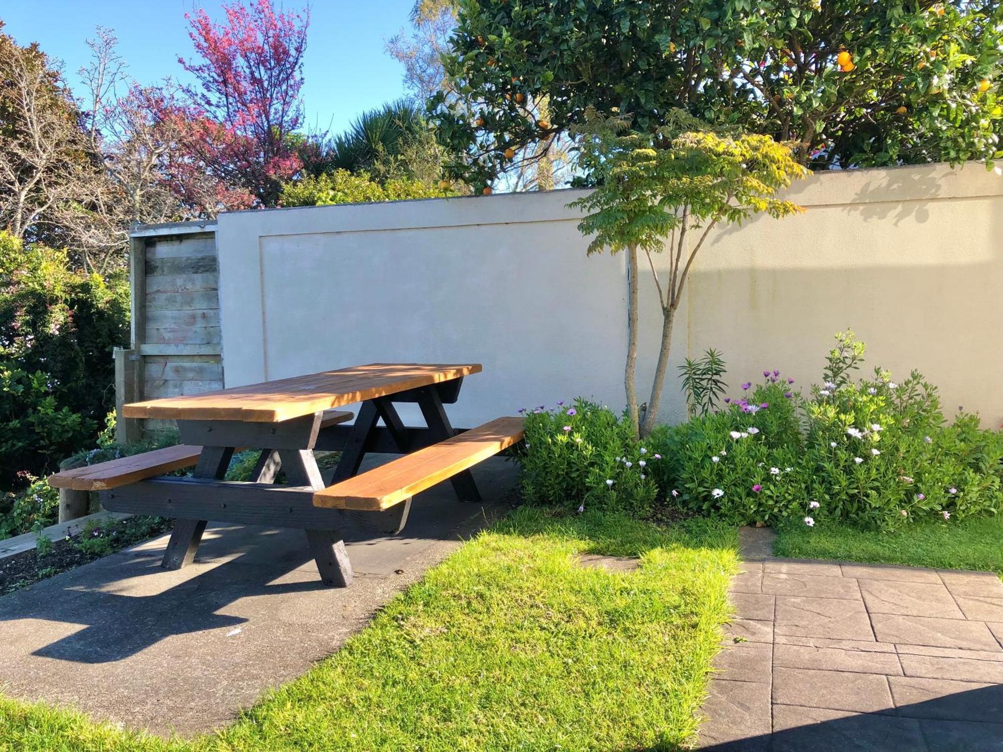Hillcrest One Appartement Whakatane Buitenkant foto
